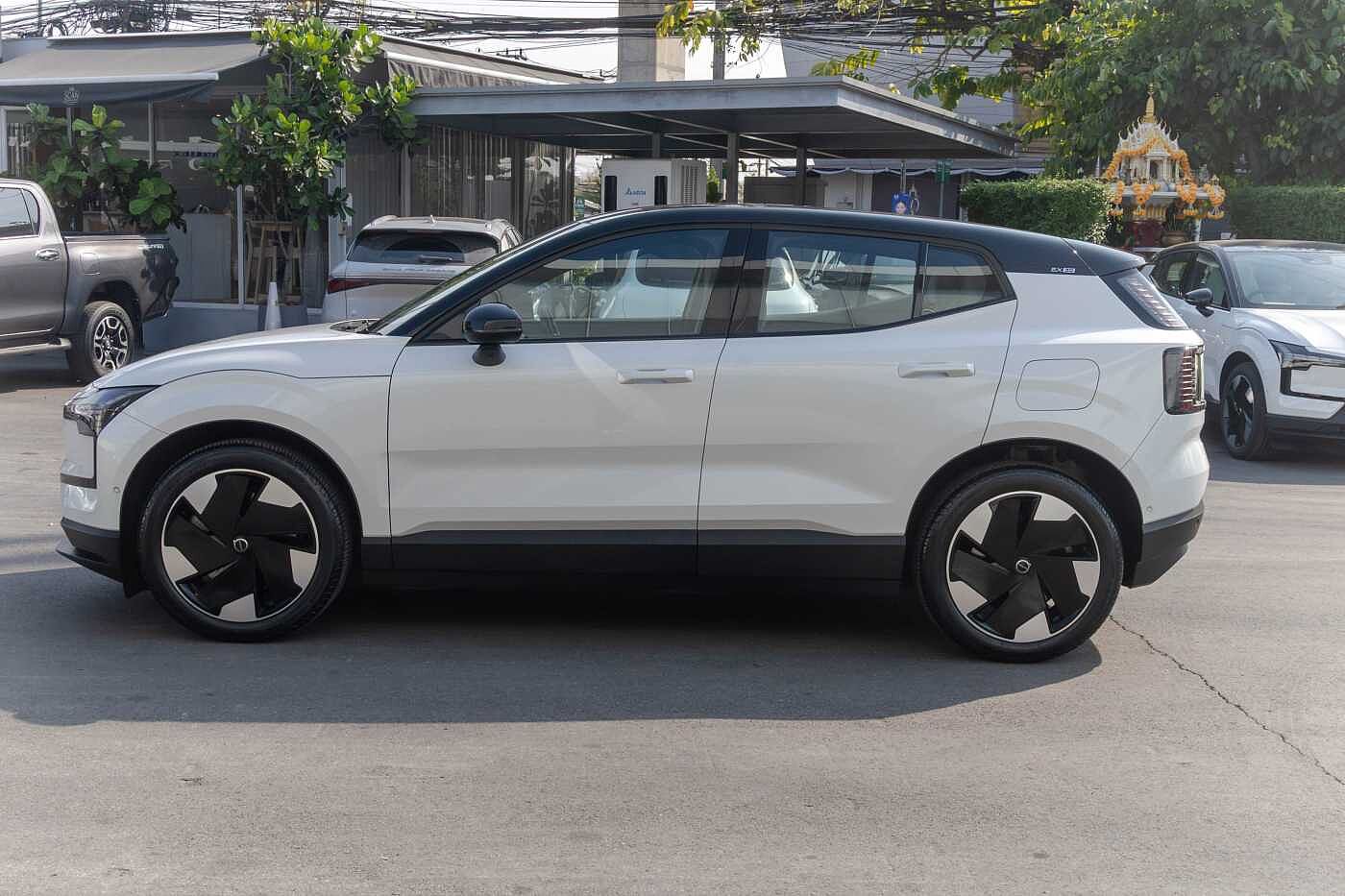 Volvo  Ultra, Twin Motor Performance, ไฟฟ้า