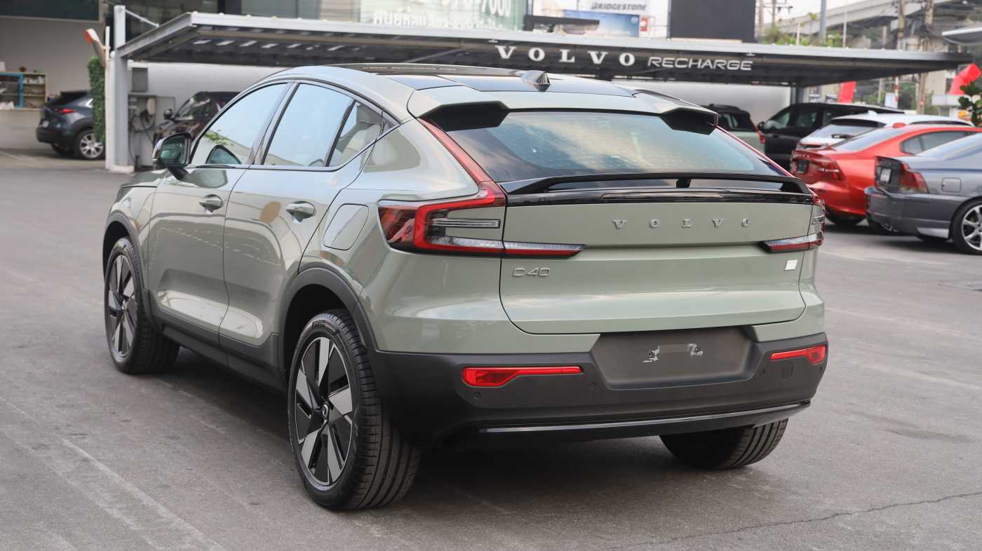 Volvo  Recharge Pure Electric - single motor