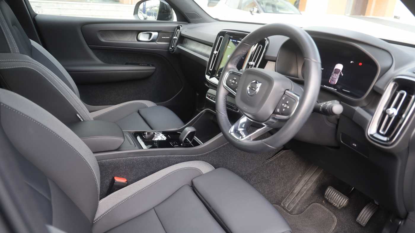 Volvo  Recharge Pure Electric - single motor