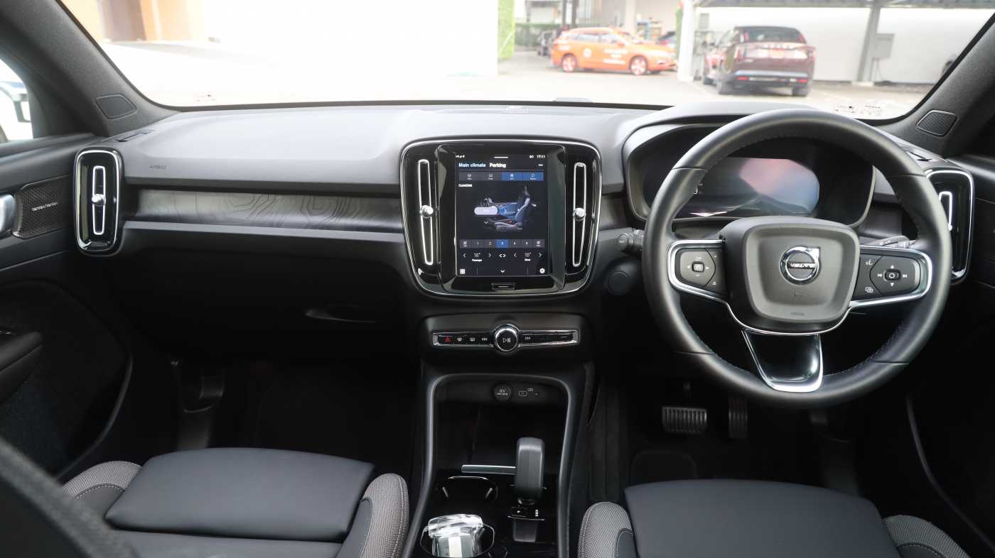 Volvo  Recharge Pure Electric - single motor