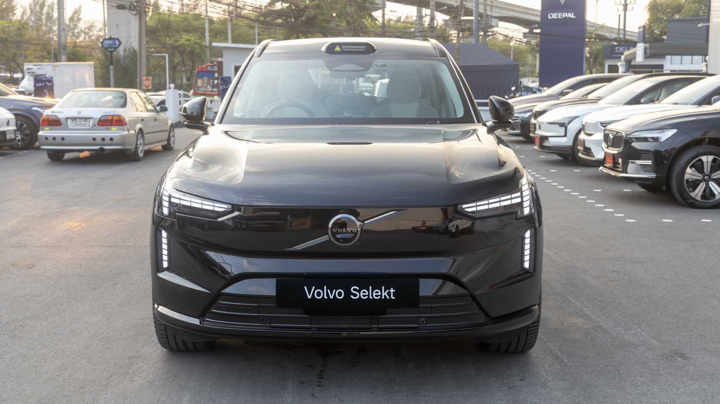 Volvo Ultra - Twin Performance 6 seats