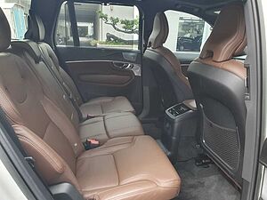 Volvo  Recharge Ultimate, T8 AWD plug-in hybrid, ไฟฟ้า/เบนซิน, Bright, 7 เบาะที่นั่ง