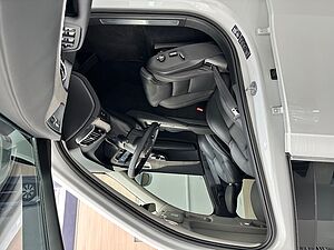 Volvo  Recharge Ultimate, T8 AWD plug-in hybrid, ไฟฟ้า/เบนซิน, Bright, 7 เบาะที่นั่ง