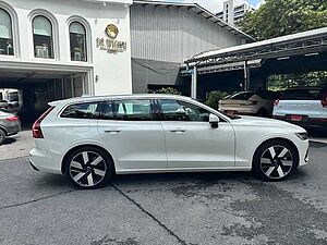 Volvo  Recharge Ultimate, T8 AWD ปลั๊กอินไฮบริด, ไฟฟ้า/เบนซิน, Bright