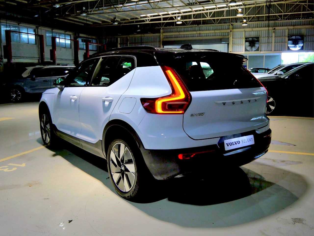 Volvo  Ultra, มอเตอร์เดี่ยว, ไฟฟ้า