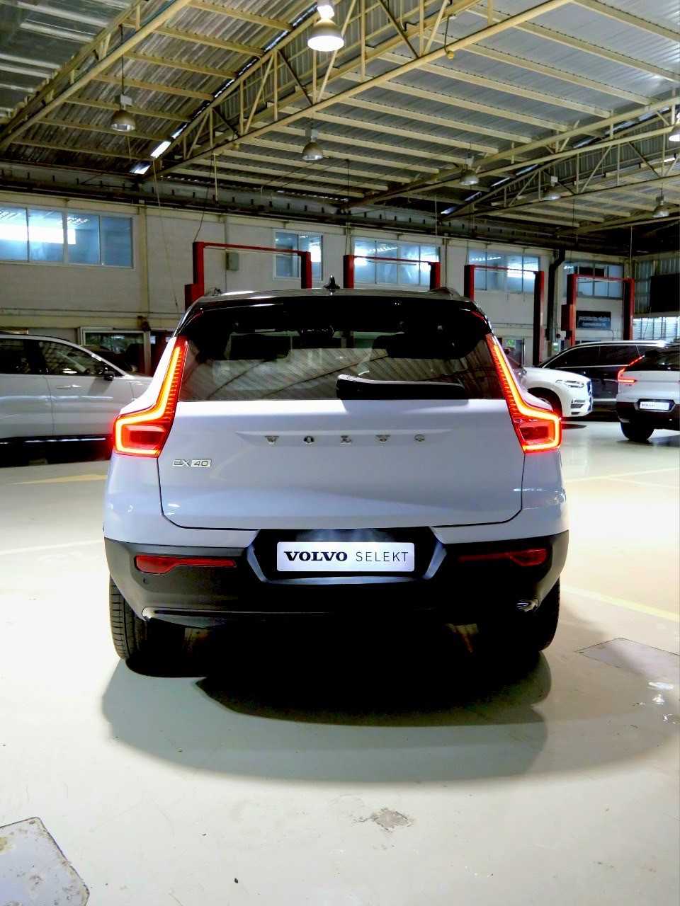 Volvo  Ultra, มอเตอร์เดี่ยว, ไฟฟ้า