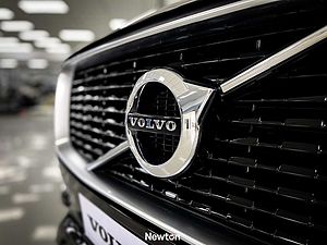 Volvo  BAR70D284