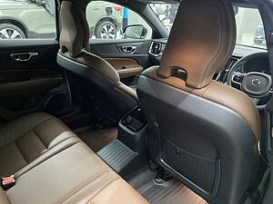 Volvo  Recharge Ultimate, T8 AWD plug-in hybrid, ไฟฟ้า/เบนซิน, Bright