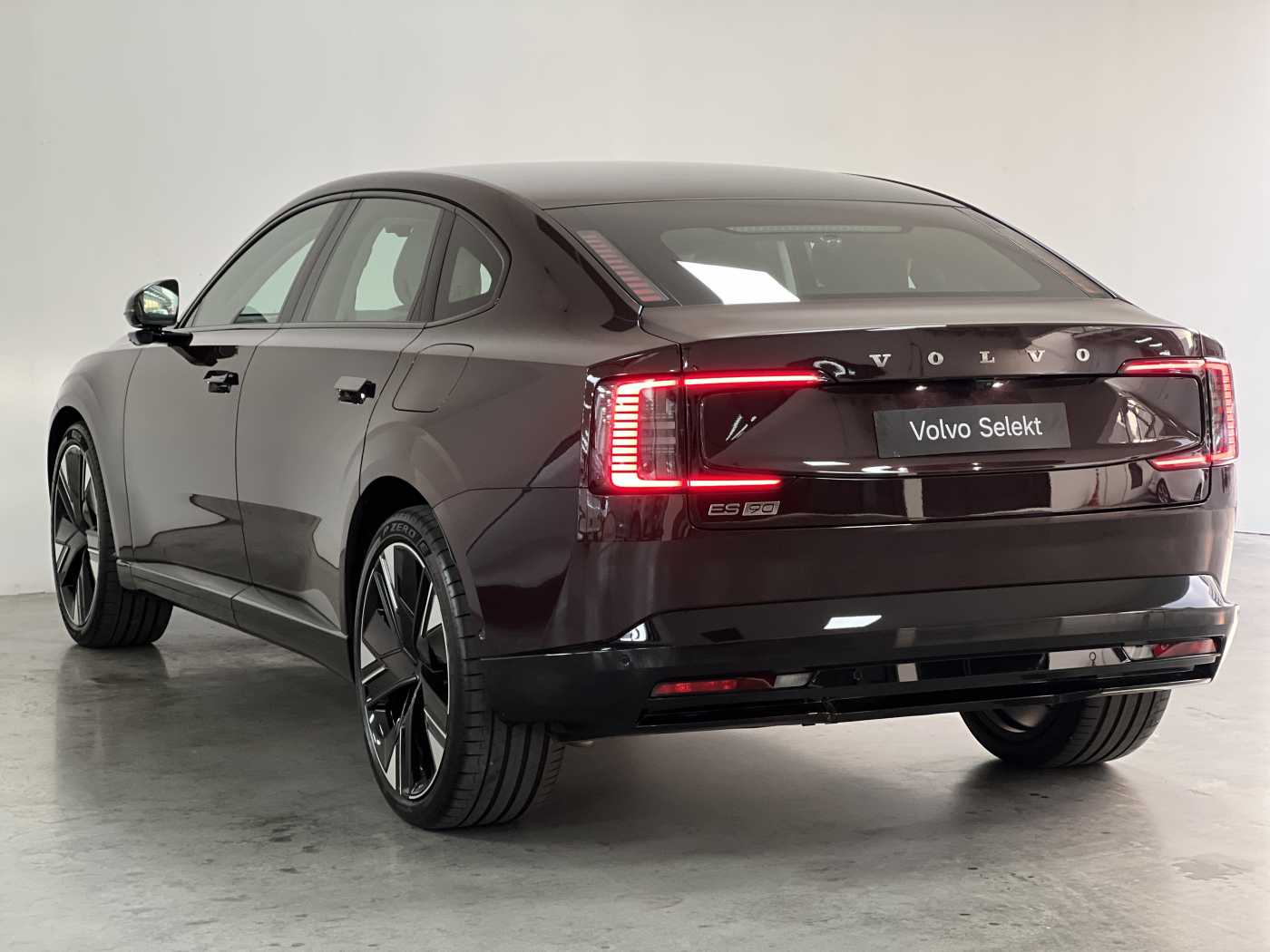 Volvo Single Motor Extended Range