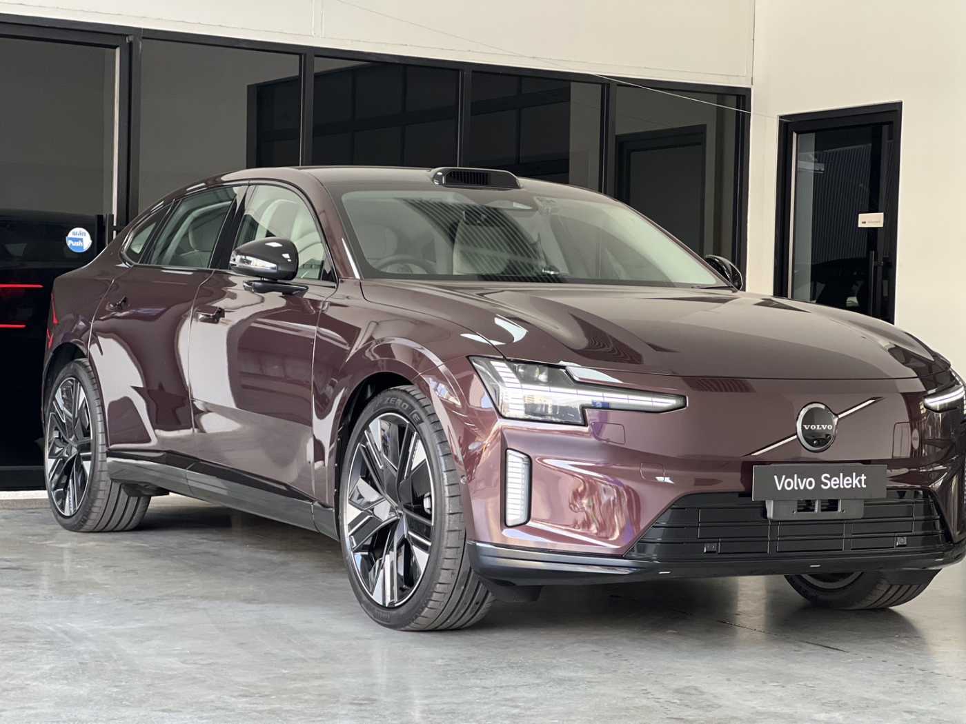 Volvo Single Motor Extended Range