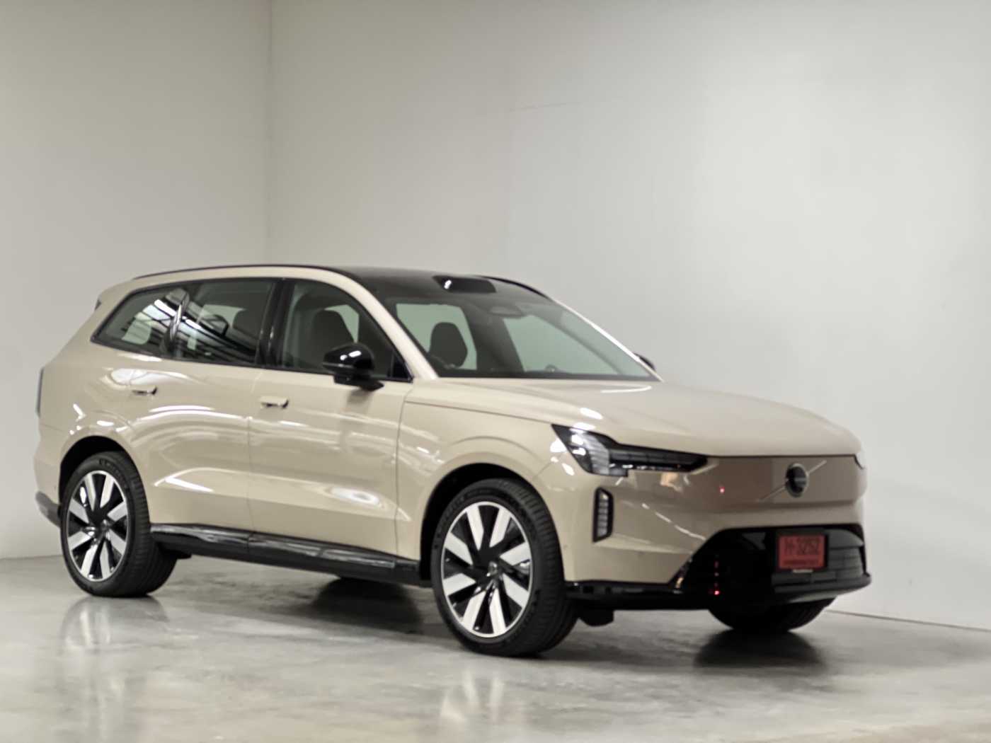 Volvo  Ultra - Twin Performance 6 seats