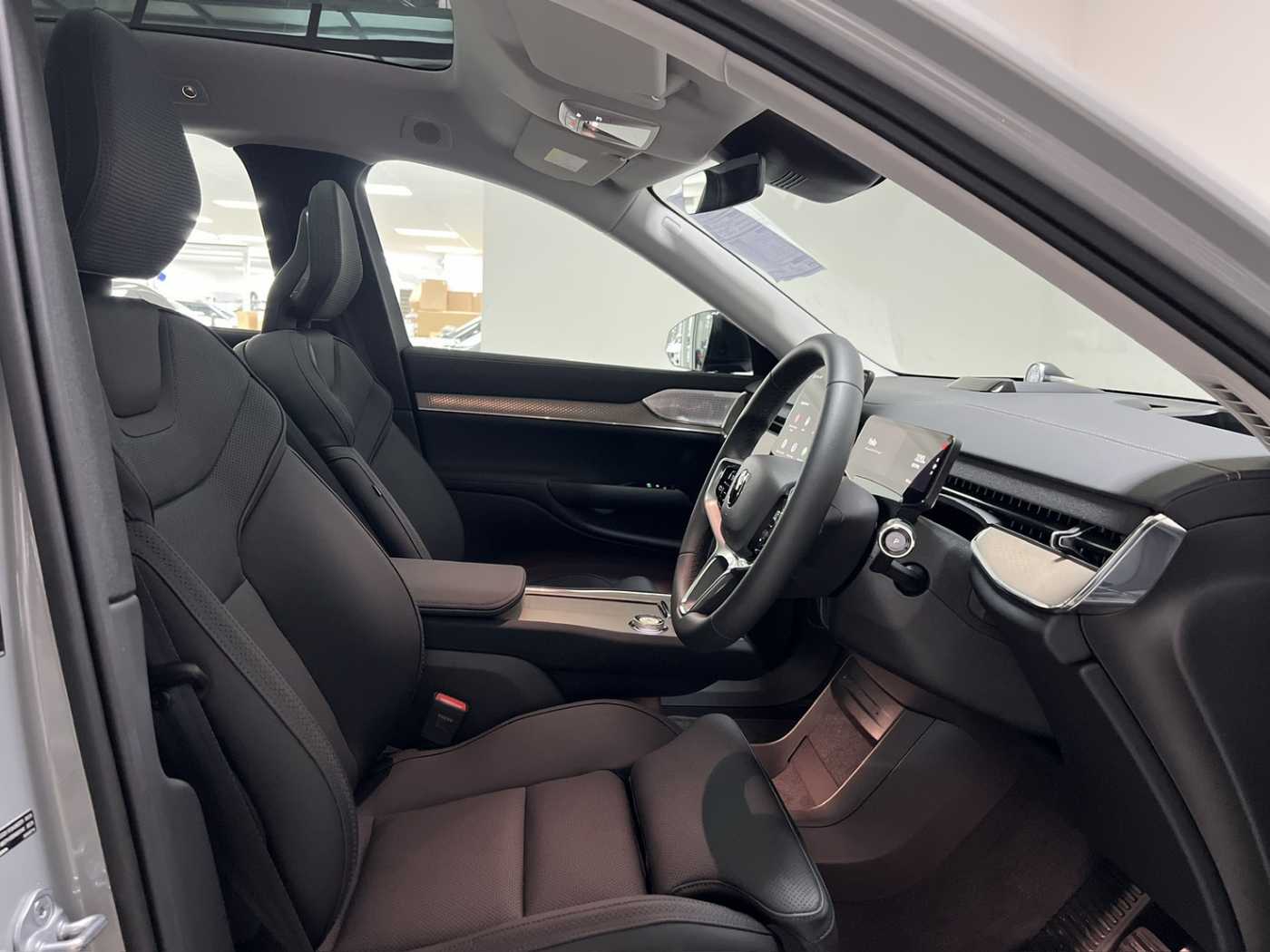 Volvo  Ultra - Twin Performance 6 seats