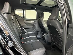 Volvo  Ultra - Twin Motor