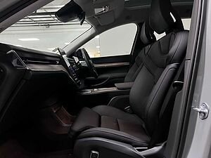 Volvo  Ultra - Twin Performance 6 seats