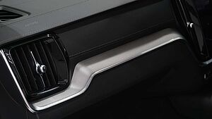 Volvo  Recharge Ultimate T8 Plug-in Hybrid Bright MY23 (460hp)