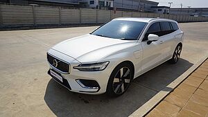 Volvo  Recharge Ultimate T8 plug in hybrid Bright (MY24) (462hp)