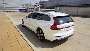 Volvo  Recharge Ultimate T8 plug in hybrid Bright (MY24) (462hp)