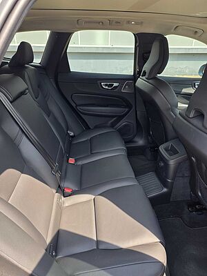 Volvo  Ultra - T8 Plug-in Hybrid Bright (MY25)